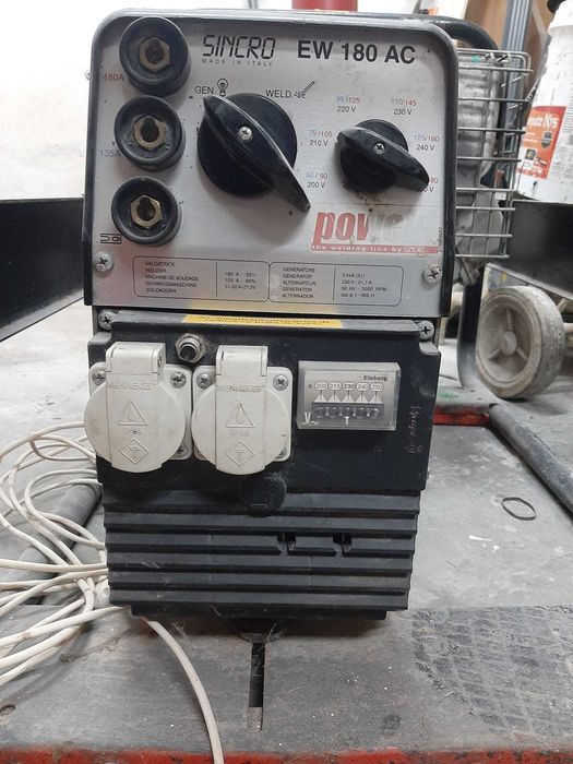 Mai compactor, generator de curent cu aparat sudura incorporat,