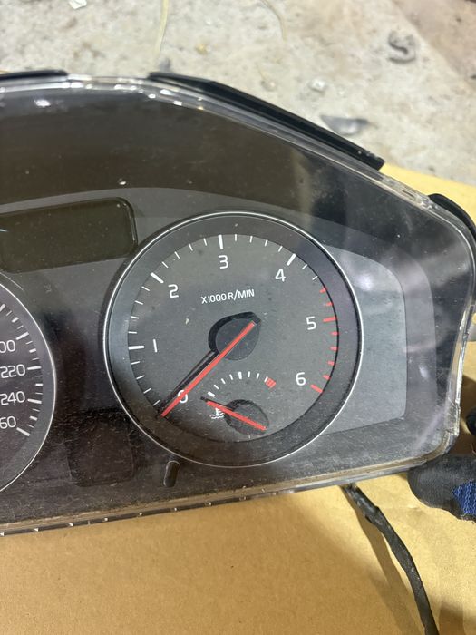 Volvo v50 2.0d face avtomat Километраж