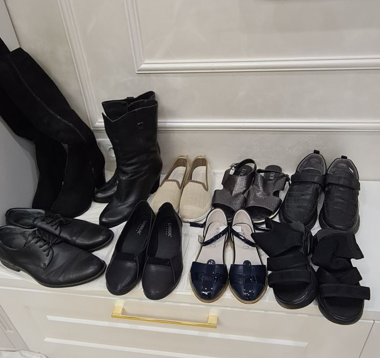 Продаем дёшево обувь