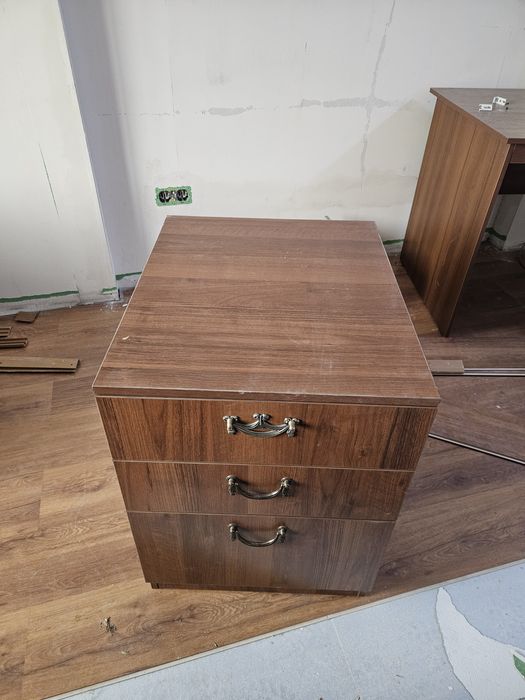 Тумба 2 шт бу срочно