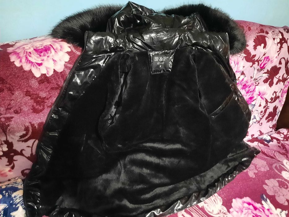 Lot geaca SM pijamale caciula transport gratuit