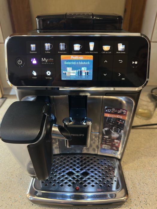 Vand Espressor automat Philips Seria 5400