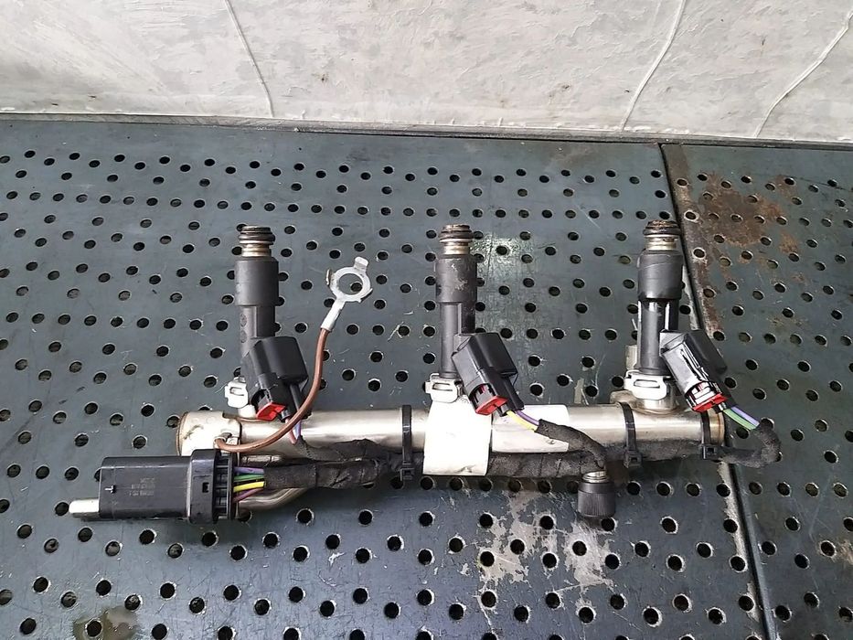 Rampa cu injectoare 1.0 b lpg opel karl 55490716 12655674