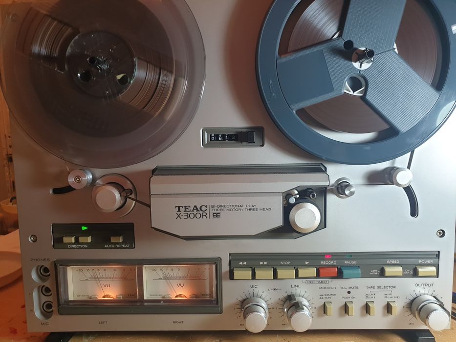 Magnetofon TEAC X300R autorevers 3moto Rezervatare 3capete