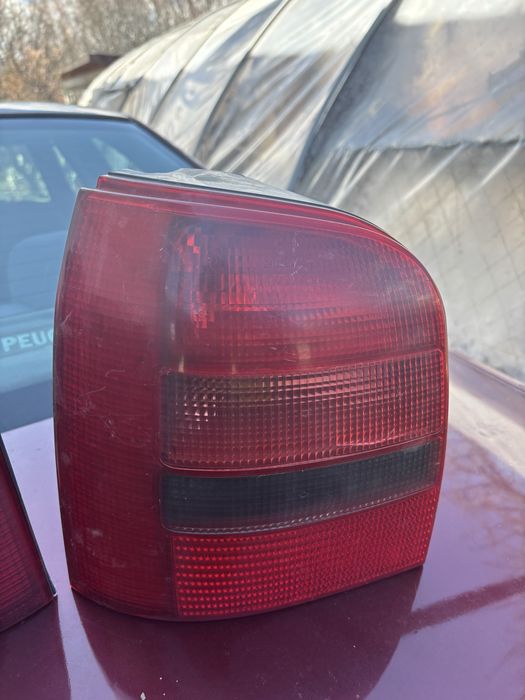 Предна броня, фарове и стопове за Audi A4 (Комби)