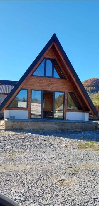 Vând cabane tip A frame