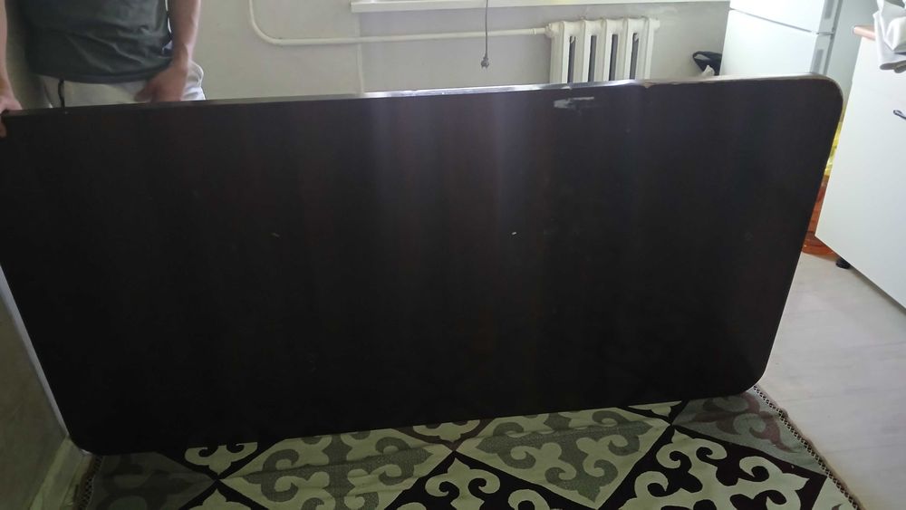 Продам стол 2 метра