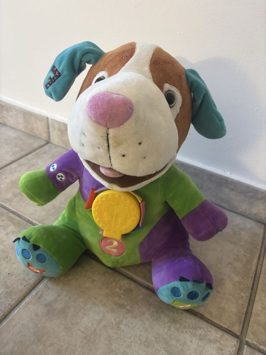 Catelul vorbitor jucarie de plus interactiva pentru copii