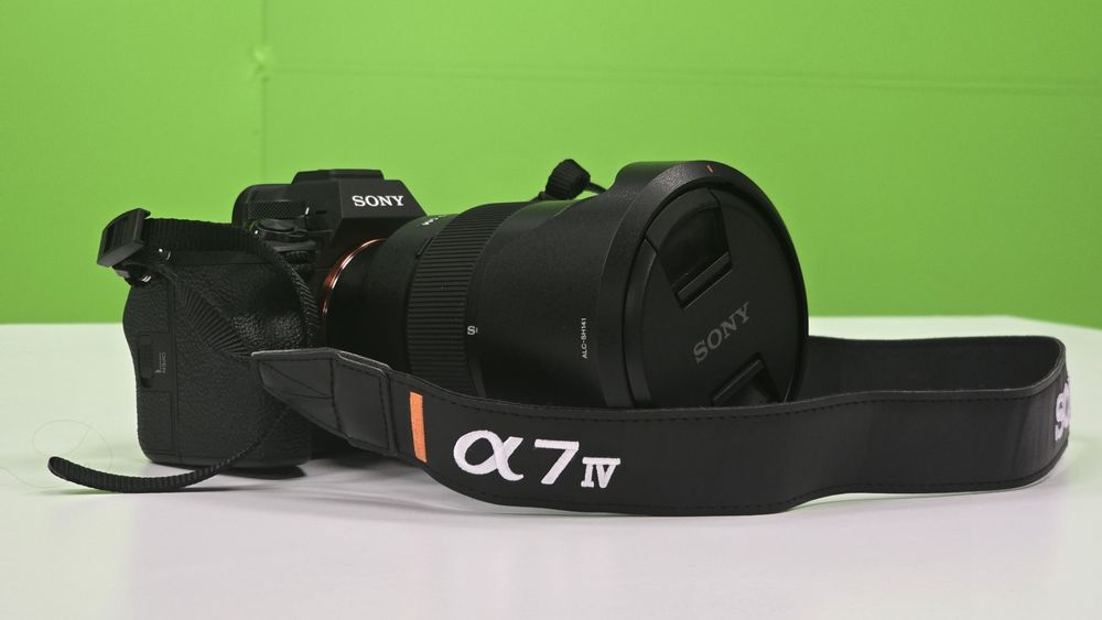 Sony A7 IV      (1462 кадъра )