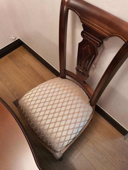 СРОЧНО!!! Стол со стульями