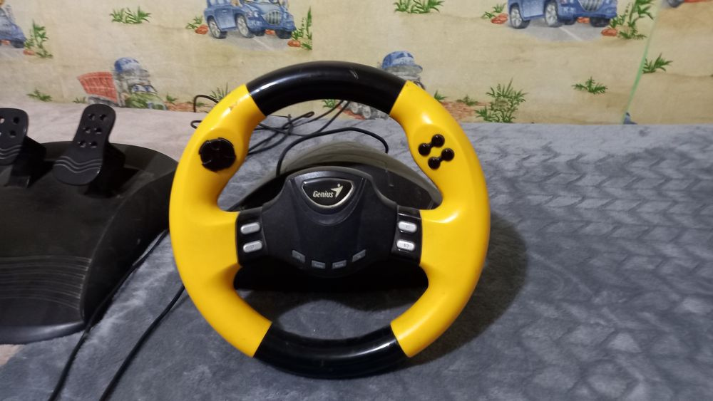 Volan Gaming Genius Speed Wheel + Pedale, Conexiune USB