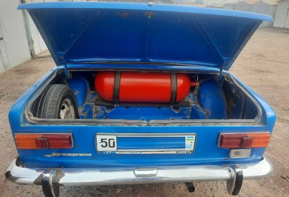 Жигули ВАЗ 2101 автомобил сотилади