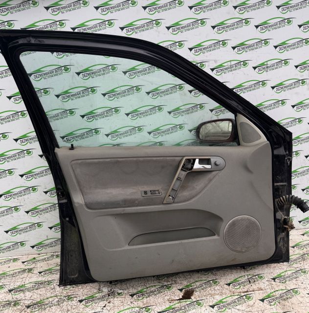 Usa stanga fata Volkswagen VW Polo a 3-a generatie 6N (facelift)