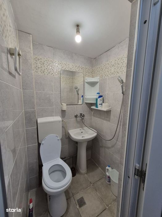 Garsoniera decomandata Palas