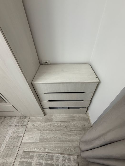 Продаю шкаф и комод