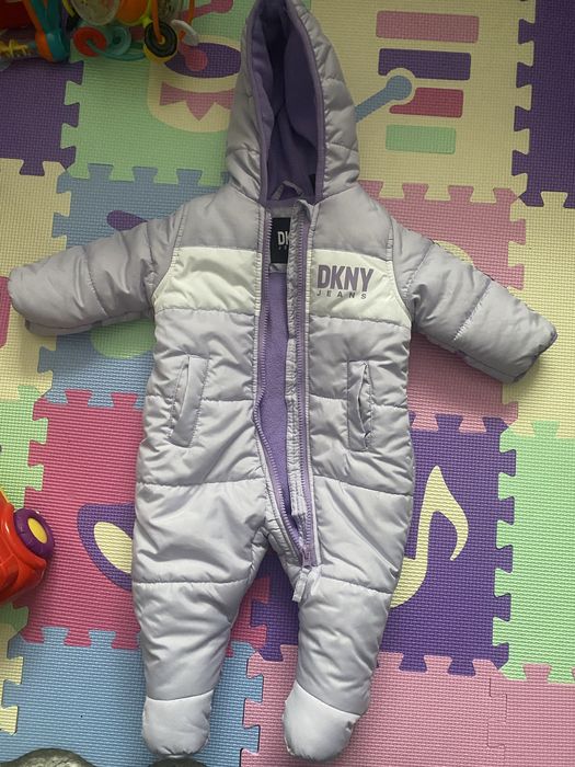 Combinezon DKNY 6-9 luni