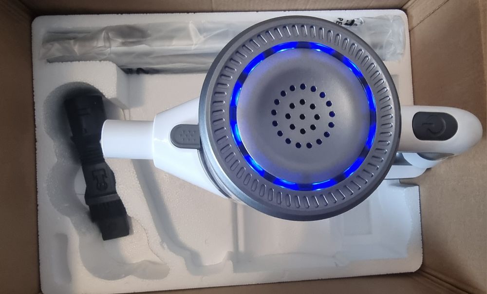 Правостояща прахосмукачка VersLife 180w