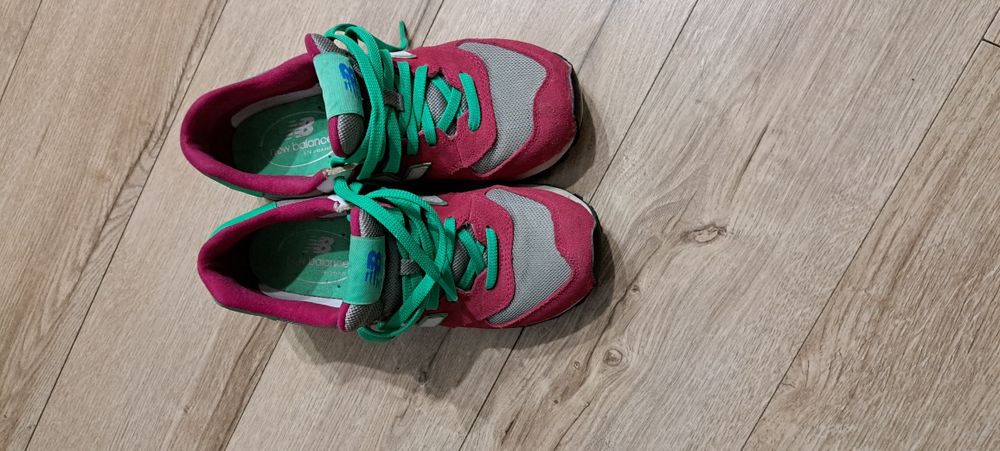 Adidași New Balance