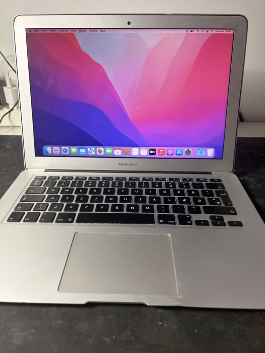 Mac book air 13 inchi 2015