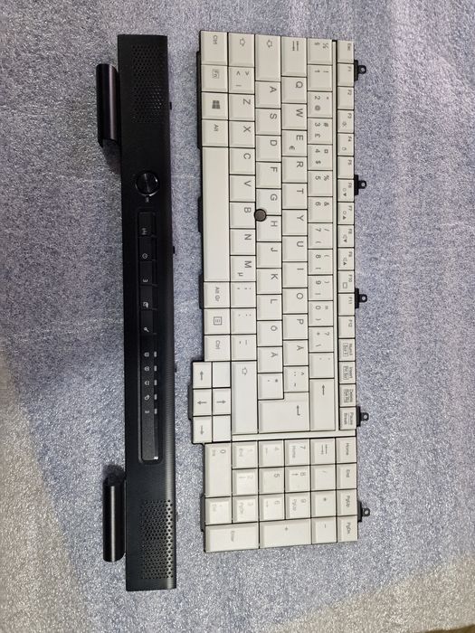 Лаптоп 15.6" Fujitsu E782 Intel® i5-3230M 3.2 GHz 4GB DDR3L 500GB