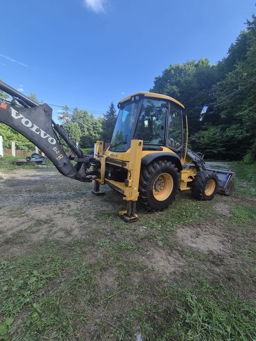 Vând buldoexcavator Volvo BL71(nu jcb,CAT,Terex)