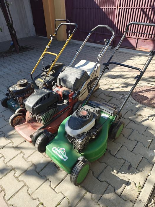 Mașini de tuns gazon