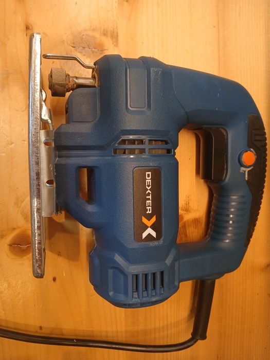 Fierăstrău pendular Dexter