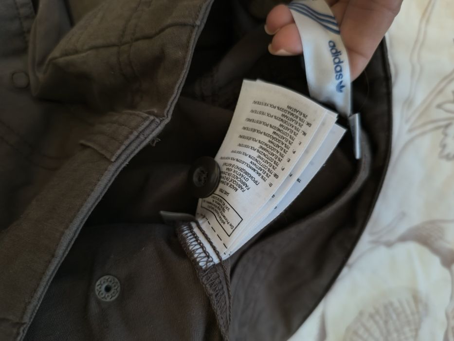 Adidas нов дамски спортен панталон  ХС размер