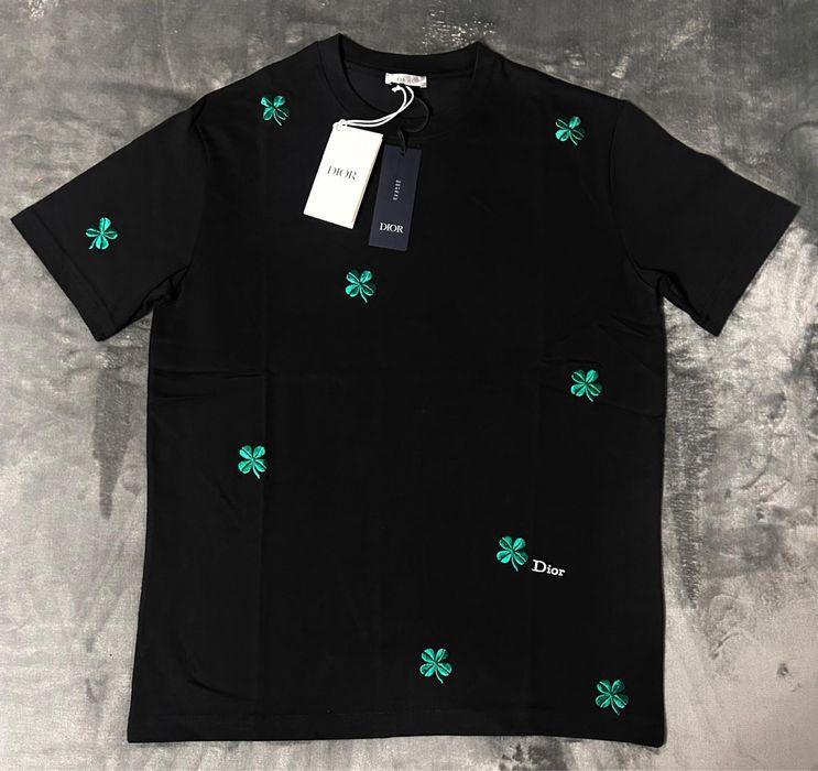 Vand triocu nou de barbati Dior