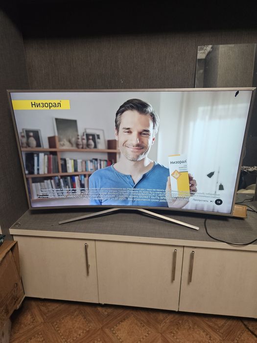 Продам телевизор сматр тв самсунг