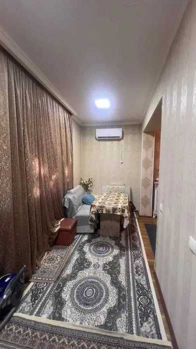 Каракамиш 1,4 да  2/2/4 58м2  сотилади Кулай жойлашув