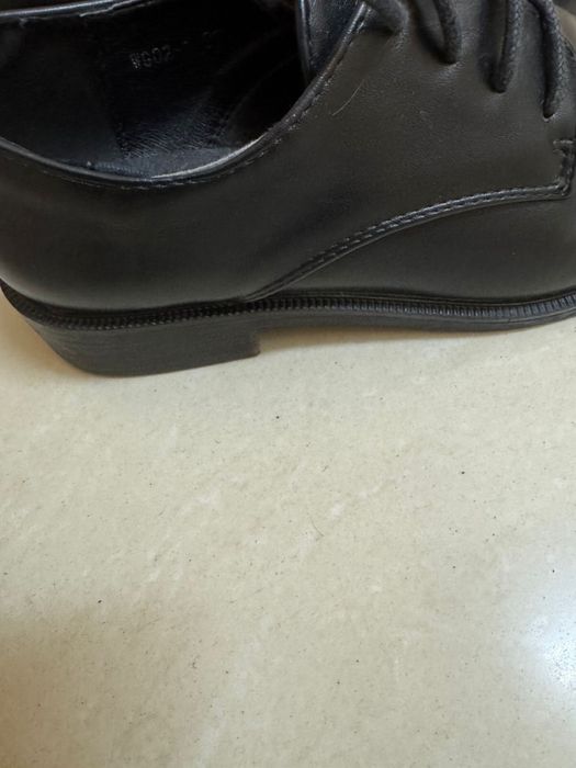 Продам обувь в хорошем состоянии