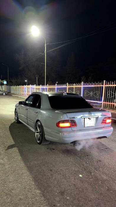 Продам срочно, Мерседес 4.2 по доку 3.2