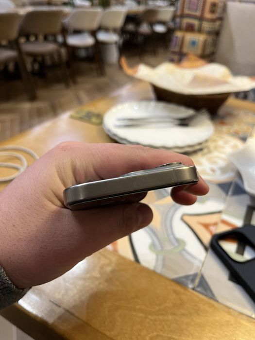 IPhone 15 pro 256гб