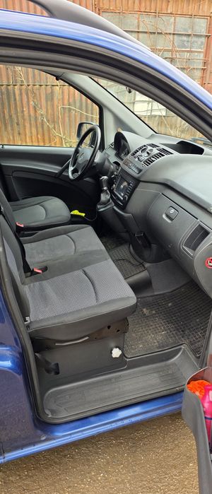 Mercedes Vito 113 Cdi 8+1 locuri 2011