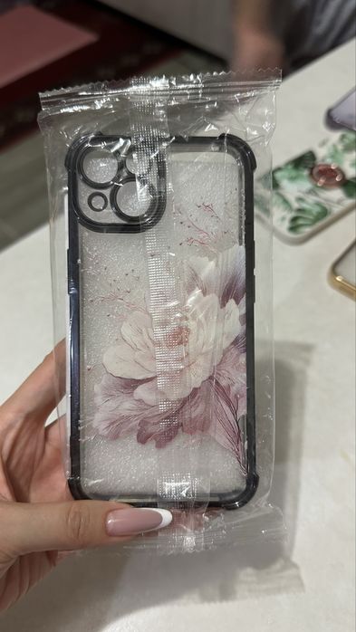 Чехлы на iphone 14