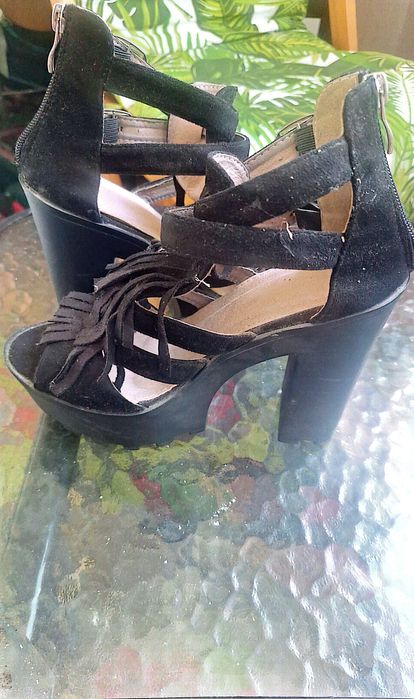 Sandale negre elegante