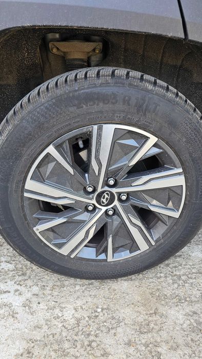 Continental 215/65 R17 99T  iarnă