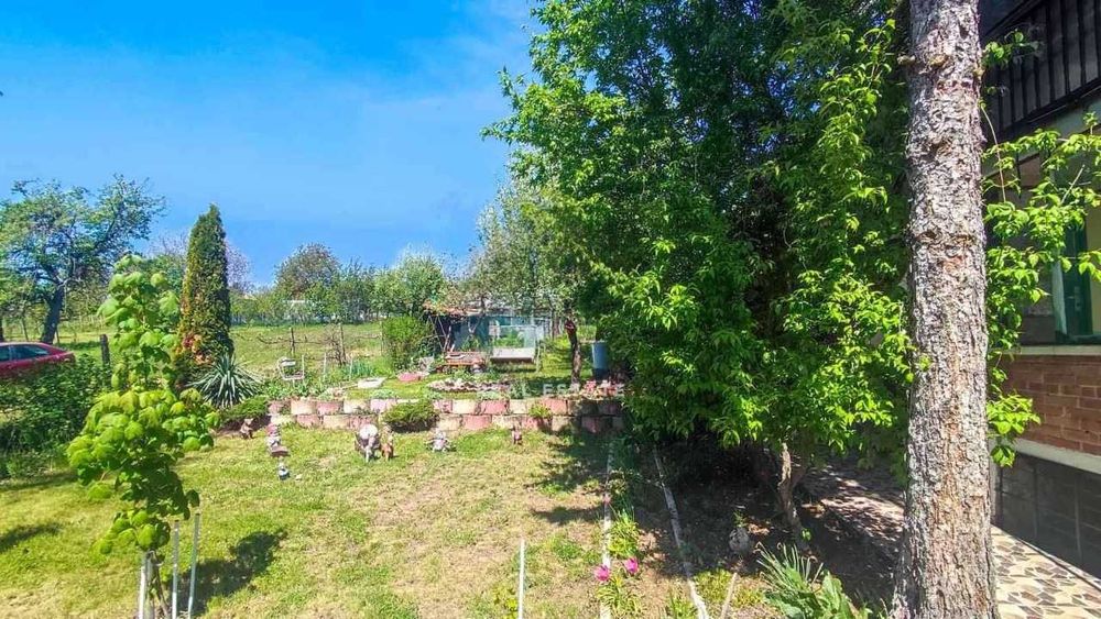 Продава се Къща в Търговище, Вилна зона - 101 кв.м за 595 €/кв.м - Снимка #3