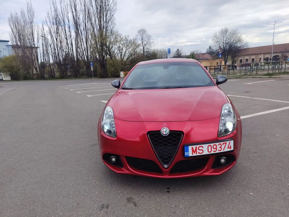 Alfa Romeo Giulietta De vanzare Alfa Romeo Giulietta 1.8T 241CP,Cutie automata 2015