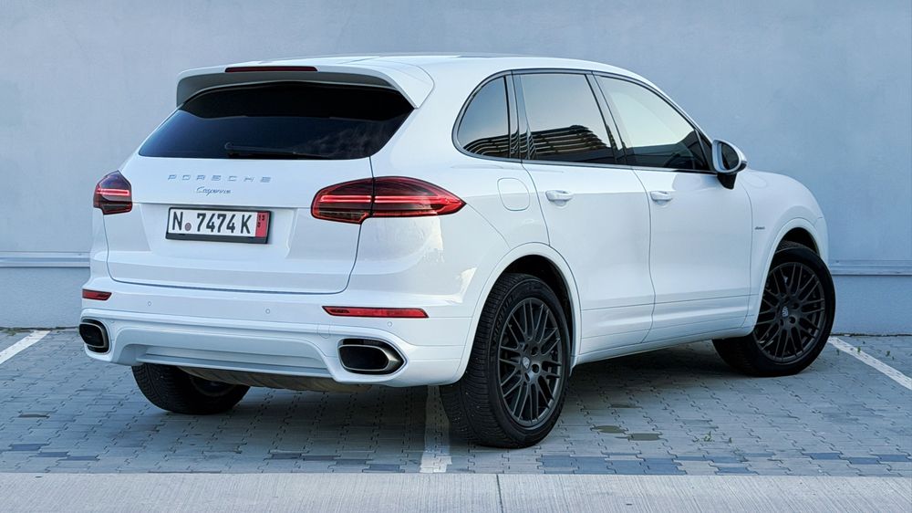 Porsche Cayenne 3.0 Diesel          EURO 6 / Alb Perlat / Spyder / 2016 / Facelift / Platinum / 4x4