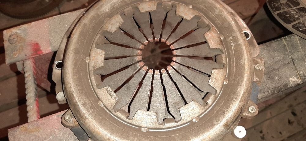 Комплект сцепления на ваз-Lada