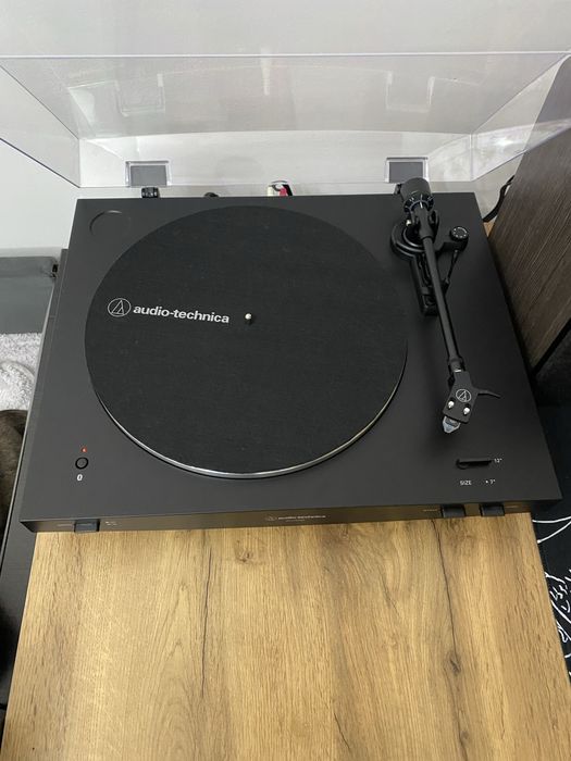 Виниловый проигрыватель Audio-technica