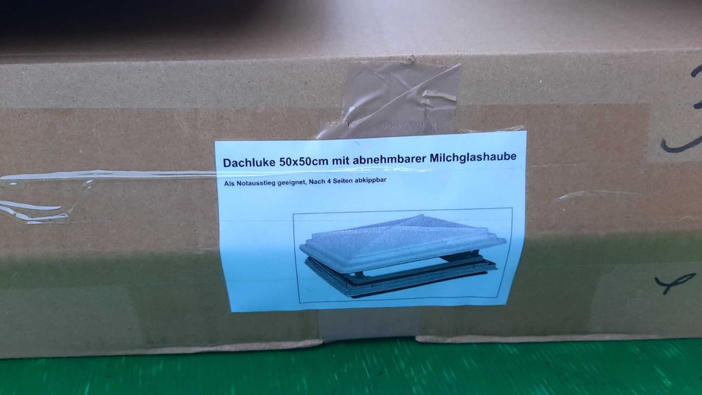 Покривен люк, капандура