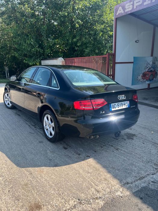 Vând audi A4 2009