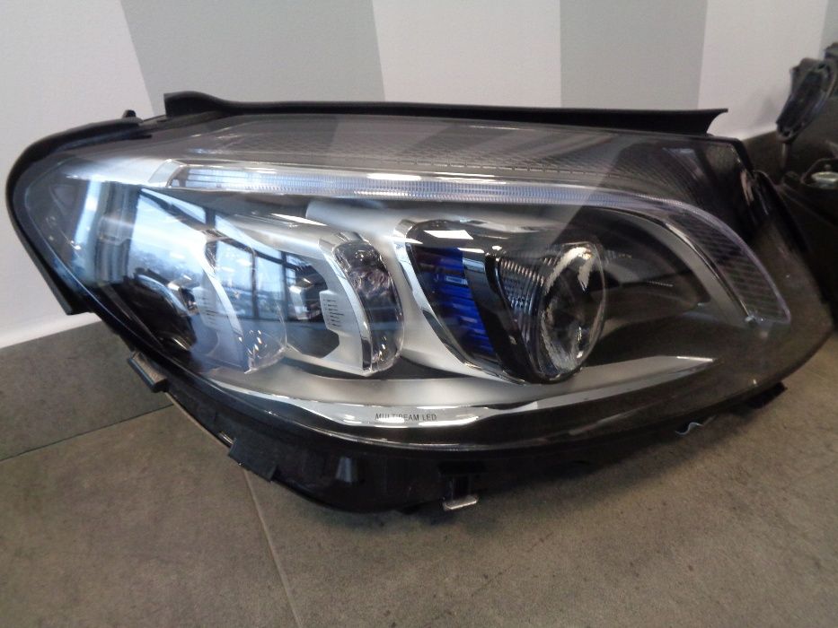 Mercedes C Class W205 facelift far multibeam led stanga dreapta faruri
