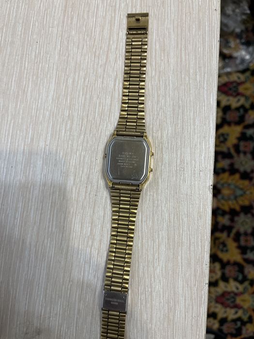 Продам часы casio