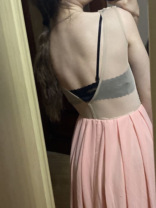 vand ROCHIE roz pt ocazii speciale