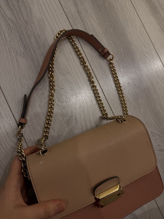 Сумка за 7000.