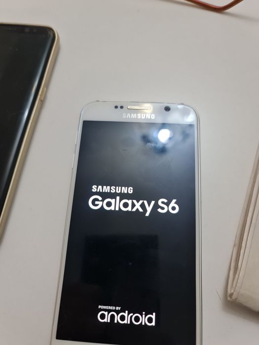 Продавам  самсунг s5